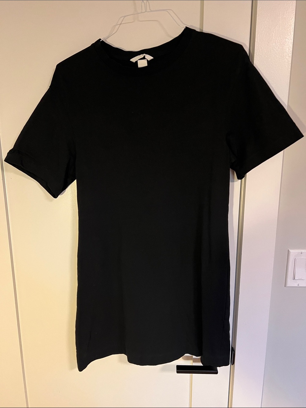 H&M Black Short-Sleeve Crewneck Mini Dress